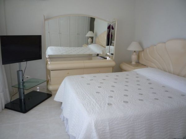 Espectacular departamento vista a la Playa Mansa y toda la Bahía de Punta del Este